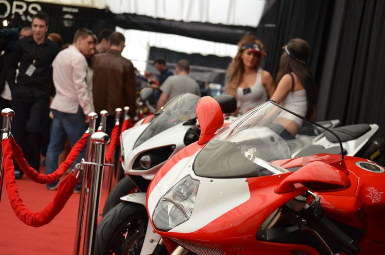 Salonul Auto Moto